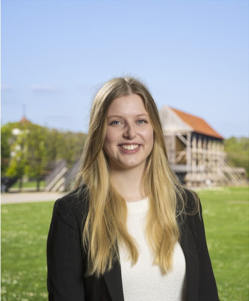 Tayla Winkel - Ihre Ansprechpartnerin in Rheine